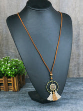 Load image into Gallery viewer, 3pcs Tassel Pendant Jewelry Set Beige Brass
