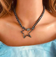 Load image into Gallery viewer, Thick Chain Star Pendant Necklaces Choker Gun-Metal
