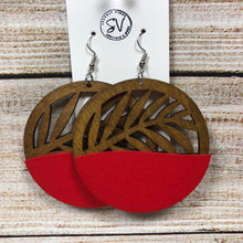 Load image into Gallery viewer, Round Two Tone Leaf Pattern Wooden Earring
