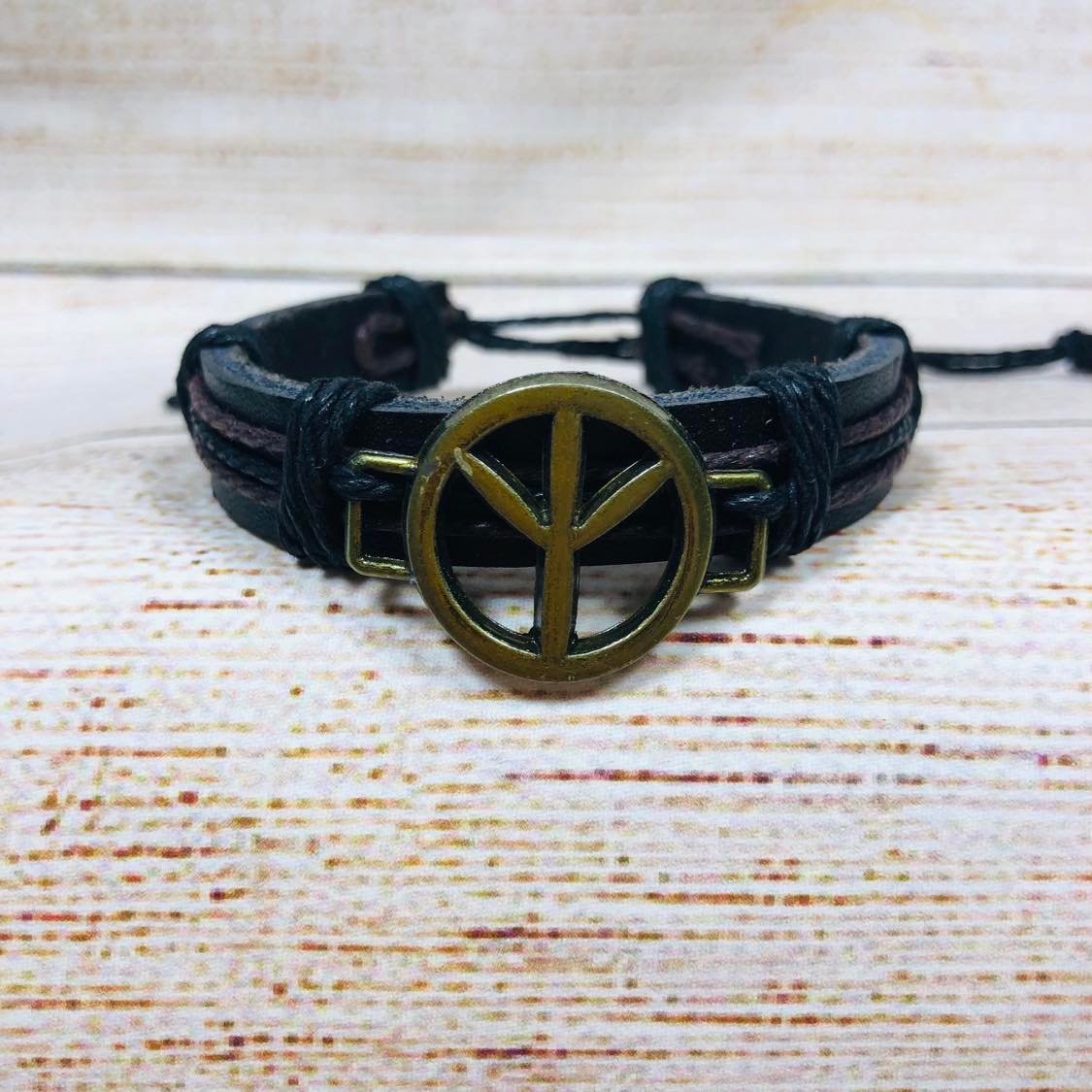 non　新品AMBUSH PEACE LEATHER BRACELET Ambush Peace Leather Bracelet Ambush