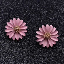 Load image into Gallery viewer, Cute Metal  Daisy Flower Stud Earrings

