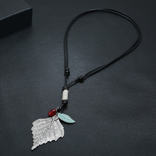 Load image into Gallery viewer, Adjustable Leather String Urban Leaf Necklace
